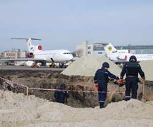 В 450 метрах от взлетно-посадочной полосы аэропорта &laquo;Львов&raquo; нашли боеприпасы времен ВОВ
