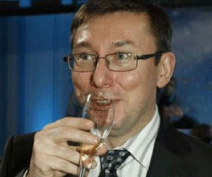 Юрий Луценко