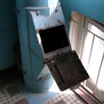 refuse-chute_8.jpg