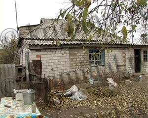 Голая хозяйка только своим видом обратила в бегство домушника