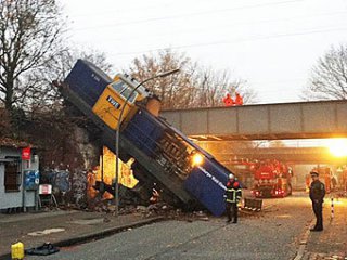 11lokomotiv.jpg