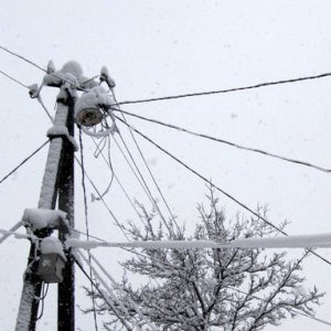 Снегопад обесточил сотни украинских городов