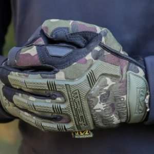 Применение тактических перчаток в полиции: опыт лучших практик