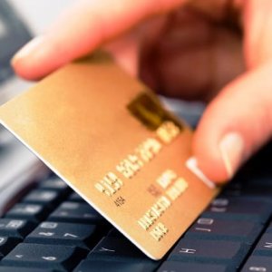 Как оформить кредит на свою банковскую карточку?