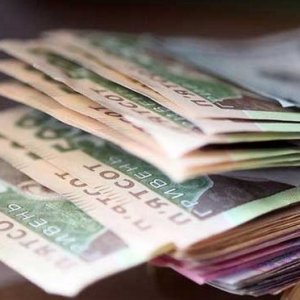 Минимальная зарплата в Украине должна быть от 5 тыс. грн: расчеты (видео)
