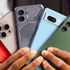 Як самостійно очистити або відремонтувати зарядний порт смартфона