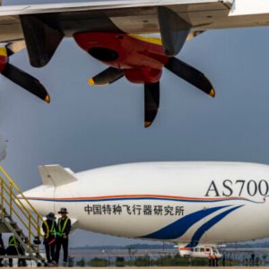 США можуть збанкрутувати авіаційну промисловість Китаю, якщо Сі...